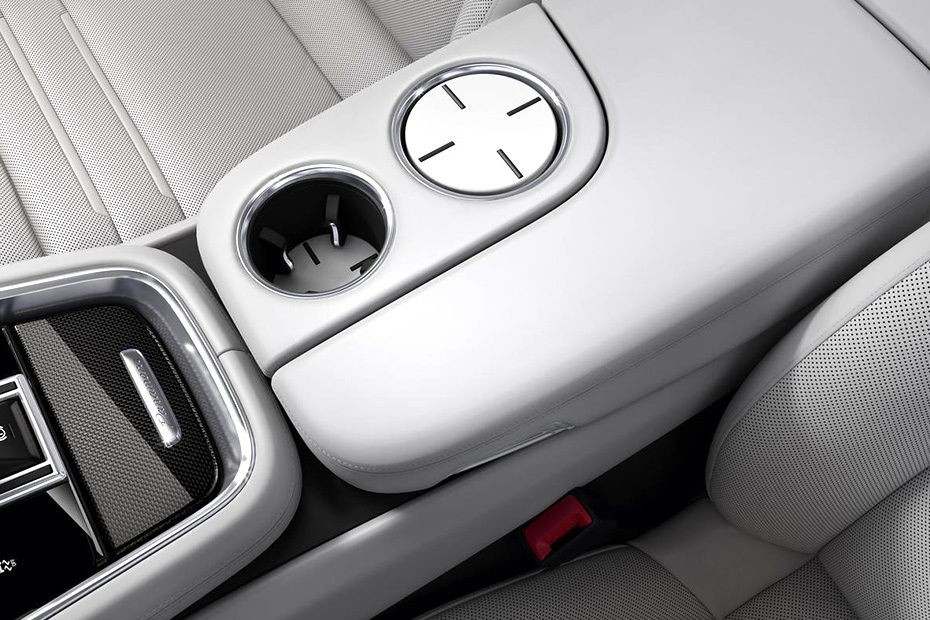 Panamera Front Center Divider in UAE