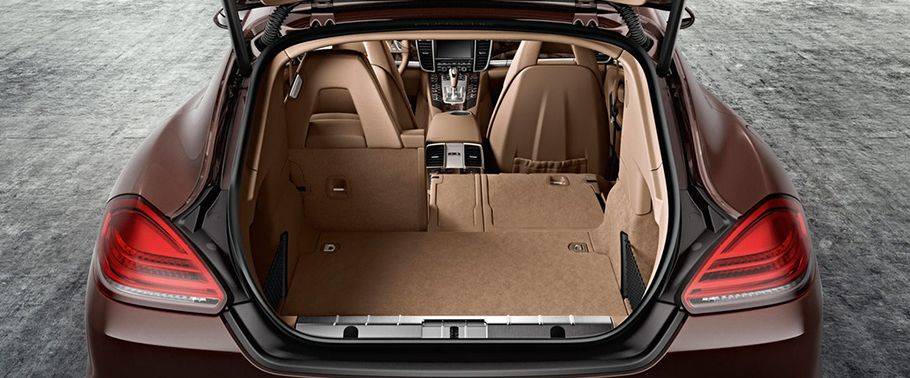 Folding Seats of Porsche Panamera Diesel Folding Seats of Porsche Panamera Diesel