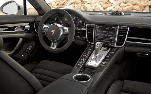 Panamera GTS Center Console