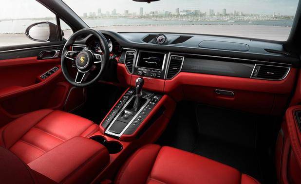 Dashboard View of Macan Turbo-2015 Dashboard View of Macan Turbo-2015