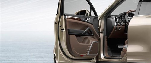 Porsche Cayenne Turbo Inside Of Drivers Side Open Door