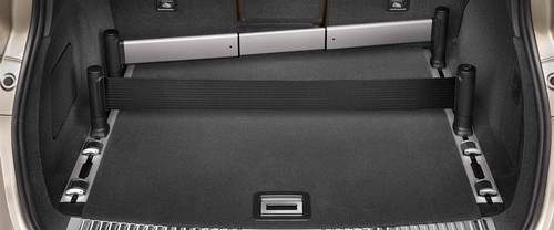 Storage Closer View of Porsche Cayenne Turbo