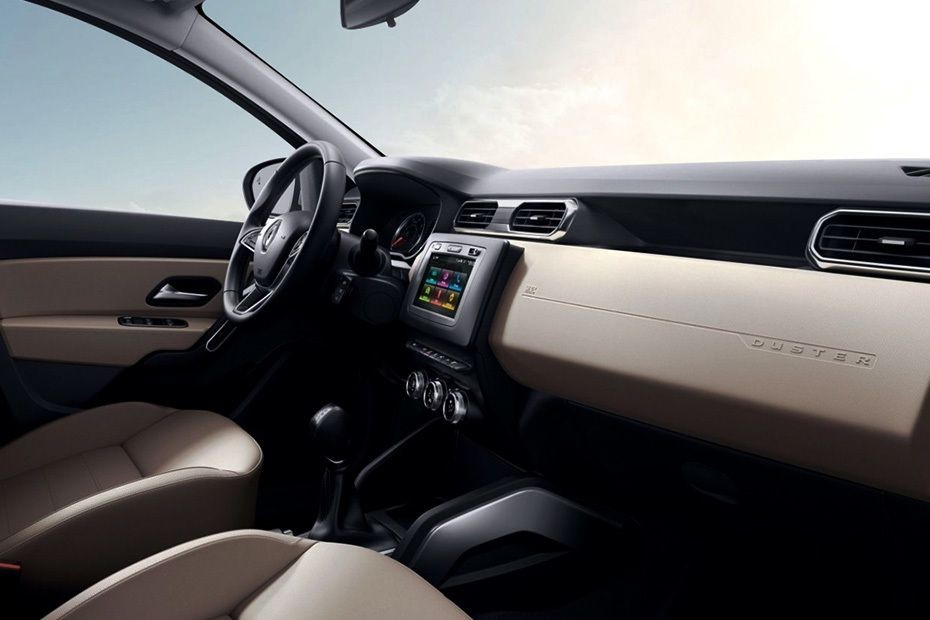 Dashboard View of Duster in UAE