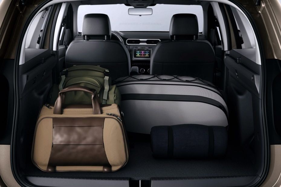 Storage Closer View of Renault Duster in UAE