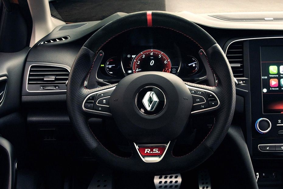 Renault Megane RS Steering Wheel in UAE