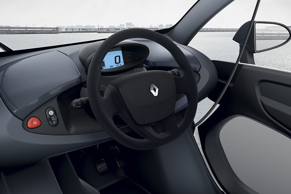 Dashboard View of Twizy in UAE