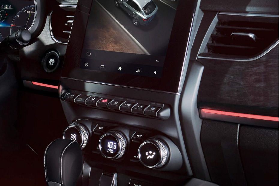 Front AC Controls of Renault Arkana in UAE