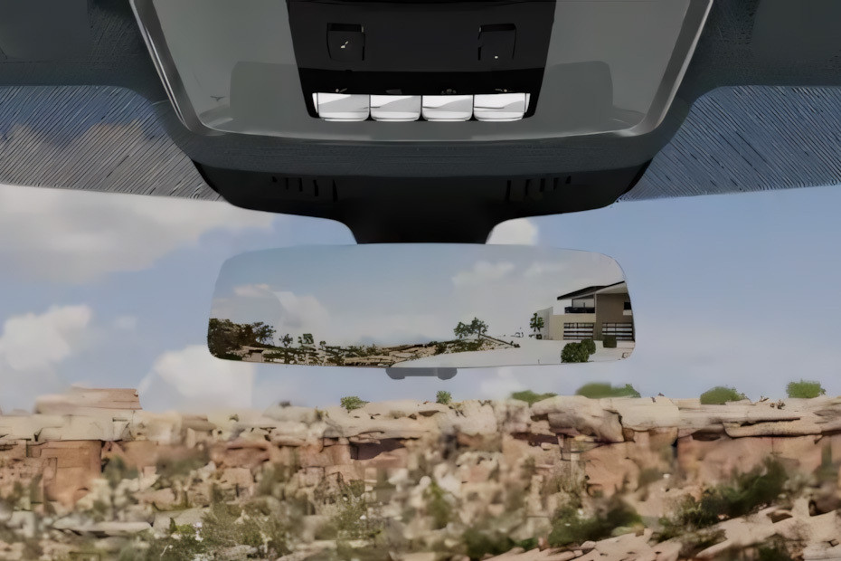 Cullinan Courtesy Lamps in UAE