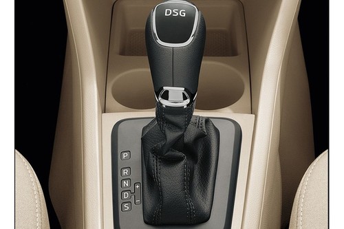Skoda Rapid Gear Shifter