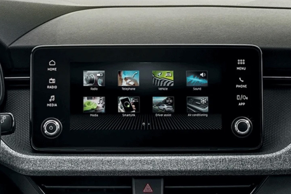 Stereo View of Kamiq in UAE