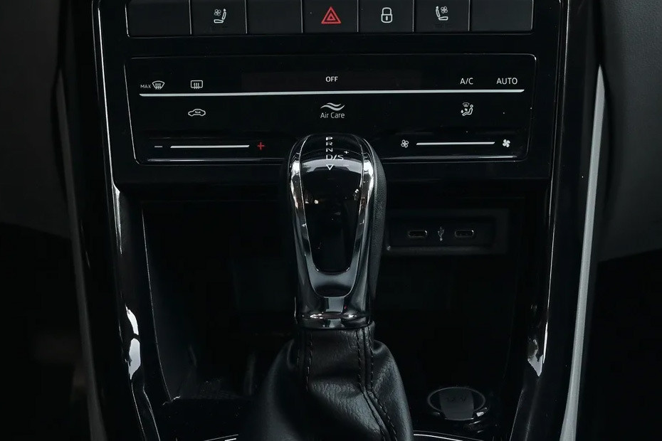 Skoda Kushaq Gear Shifter Skoda Kushaq Gear Shifter