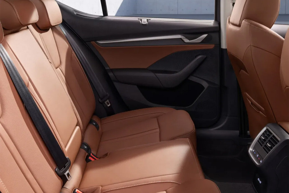Skoda Octavia Rear Seats in UAE