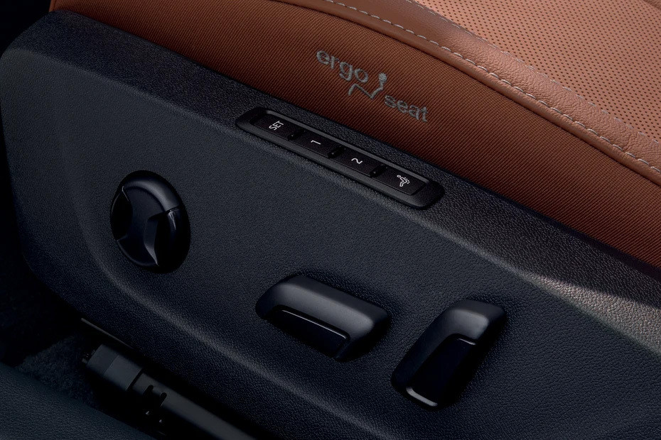 Skoda Octavia Seat Adjustment Controllers in UAE