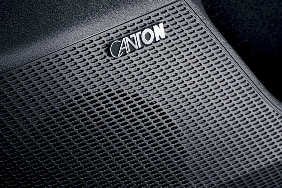 Speakers View of Skoda Octavia Speakers View of Skoda Octavia