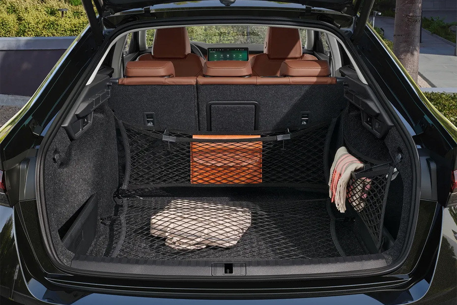 Storage Closer View of Skoda Octavia Storage Closer View of Skoda Octavia