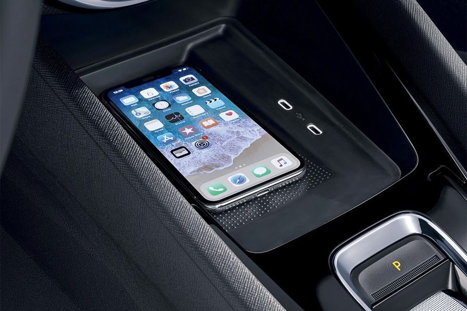 Power Accessories Outlet View of Skoda Octavia (2022-2024) in UAE