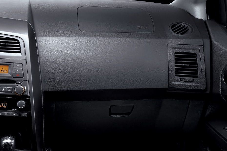Actyon Sport Front Side Ac Vents in UAE