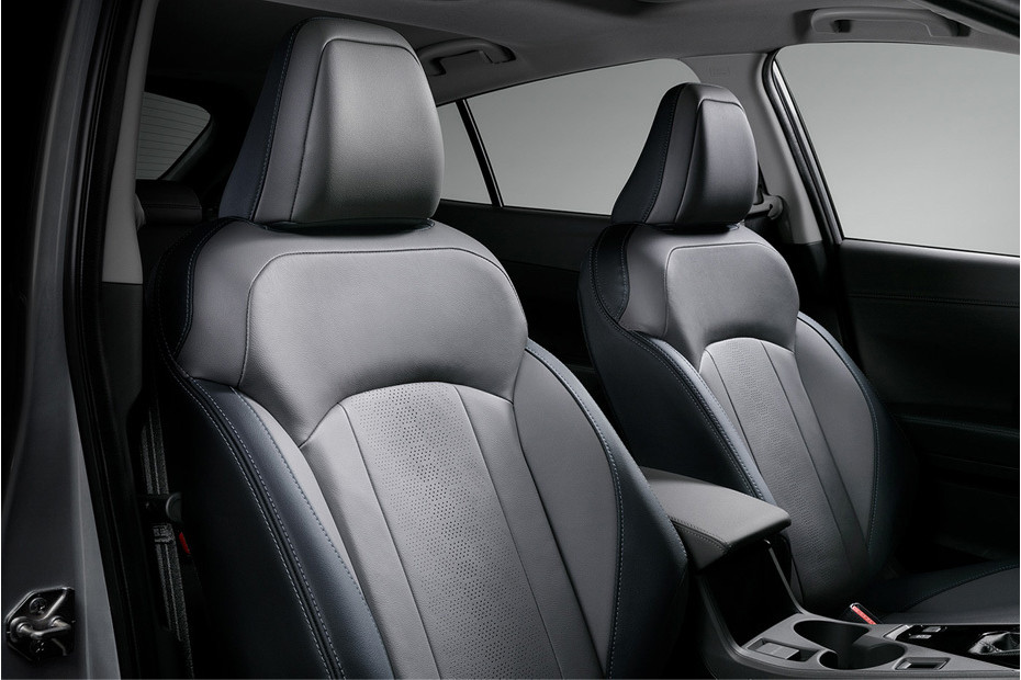 Crosstrek Front Seats in UAE