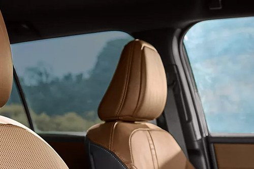 Outback 2026 Front Seat Headrest