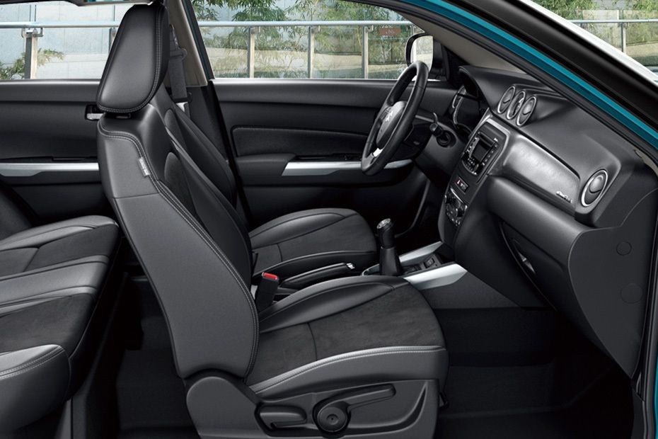 Vitara (2022) Front Seats in UAE