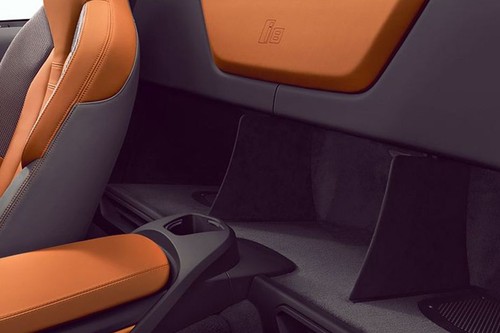 Center Controls of BMW i8 Roadster