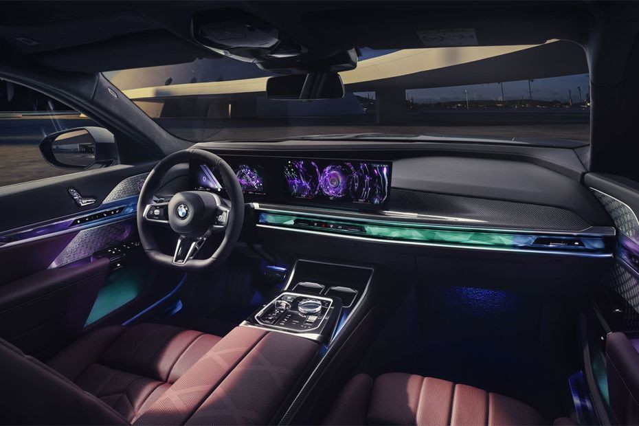 Dashboard View of 7 Series in UAE