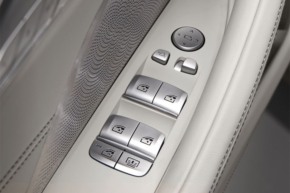 BMW 8 Series Gran Coupe Drivers Side In Side Door Controls in UAE