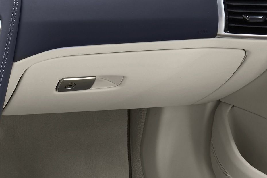 BMW 8 Series Gran Coupe Glove Box in UAE