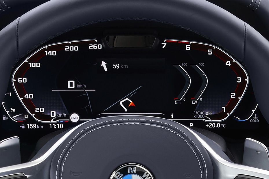 8 Series Gran Coupe TachoMeter in UAE