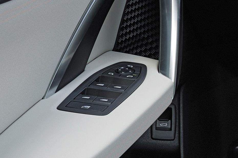 BMW IX2 Drivers Side In Side Door Controls in UAE