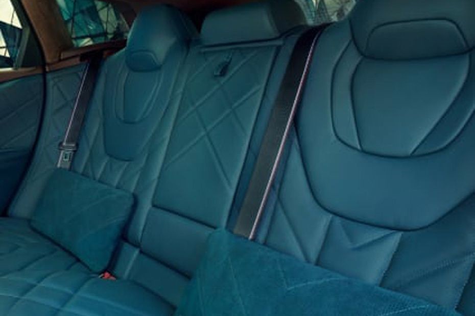BMW XM Rear Seats in UAE