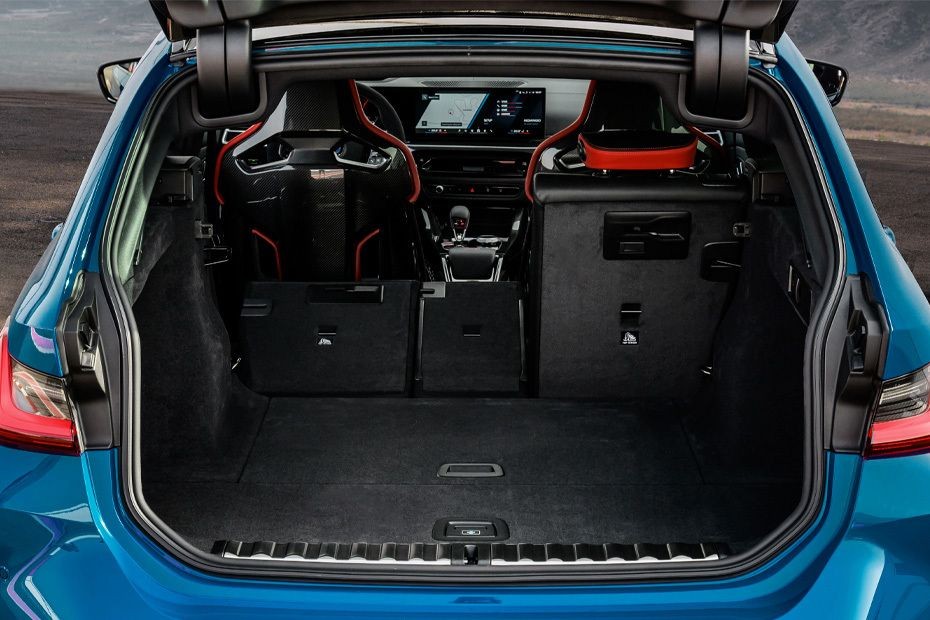 Folding Seats of BMW M3 Touring in UAE