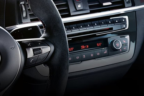 Front AC Controls of BMW M2 CS