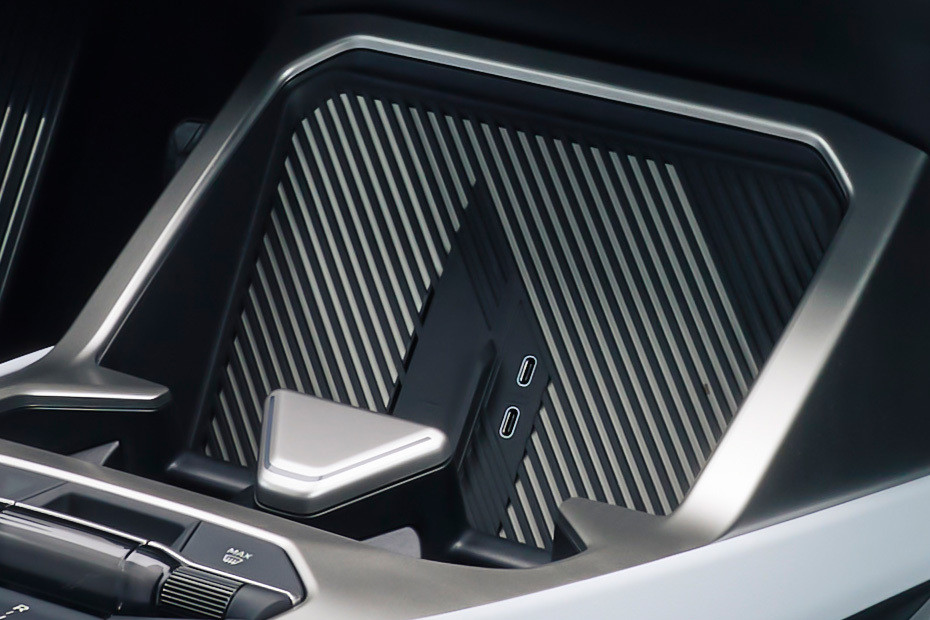 Power Accessories Outlet View of BMW IX3