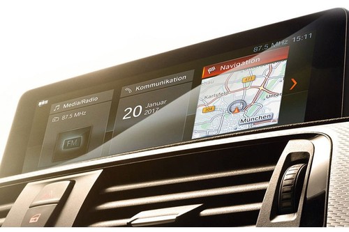 2 Series Coupe (2022-2023) touch screen