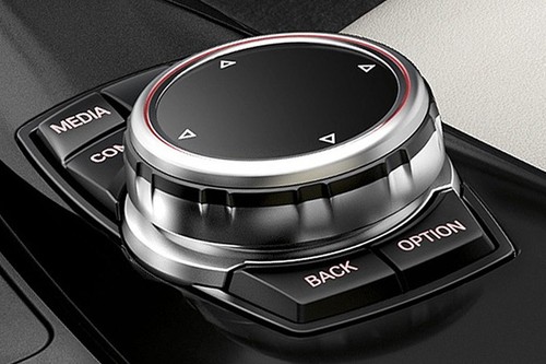 Center Controls of BMW 3 Series Sedan