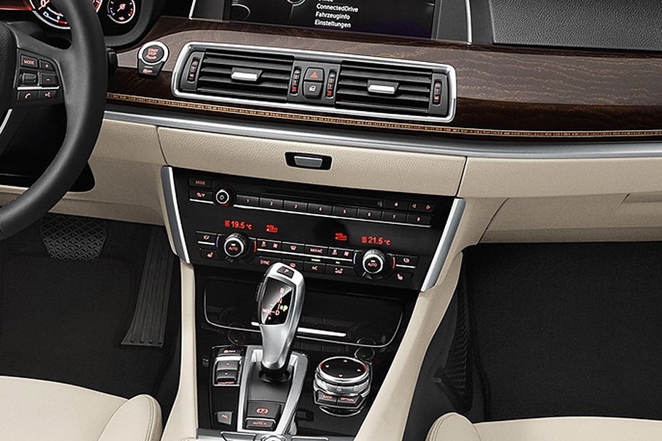 5 Series Gran Turismo Center Console in UAE