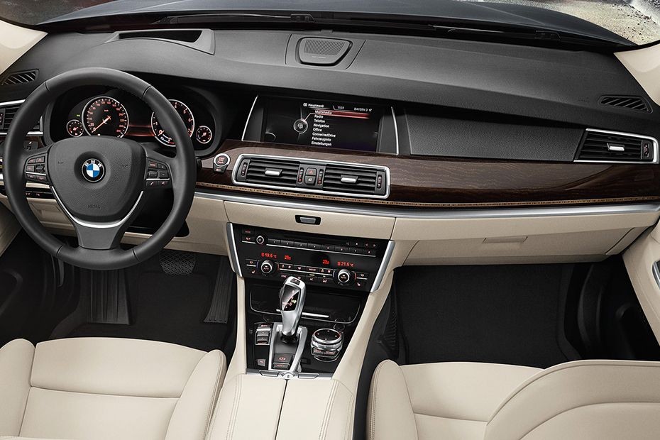 Dashboard View of 5 Series Gran Turismo in UAE