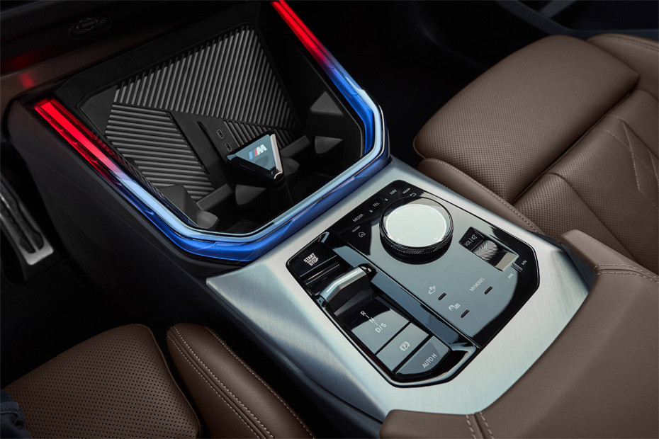 Center Controls of BMW X3 Center Controls of BMW X3