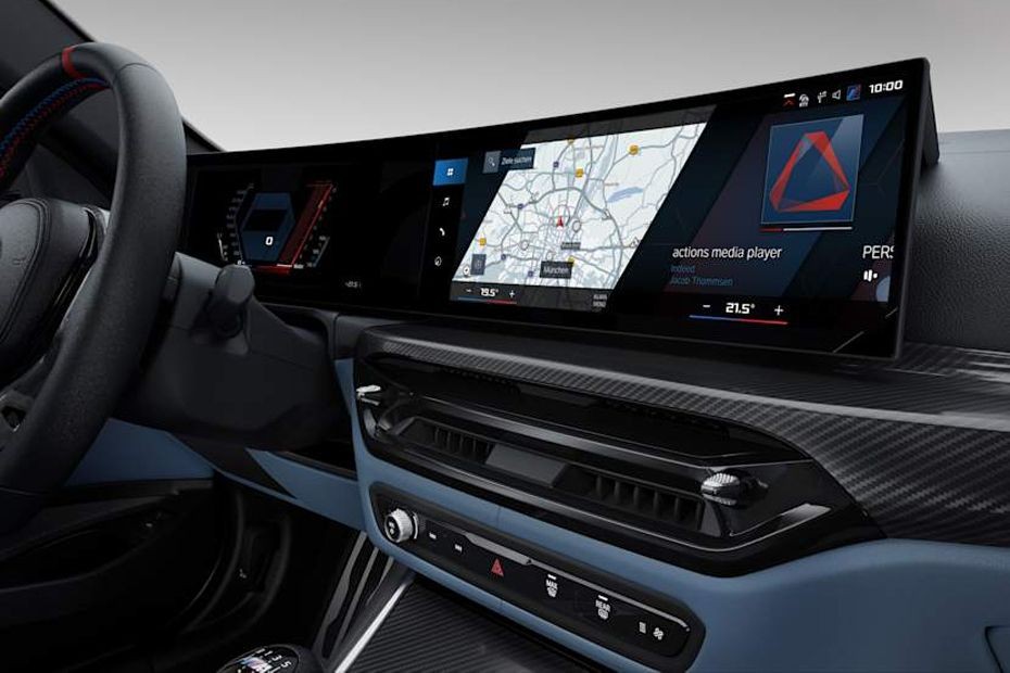 M4 Competition Coupe Center Console in UAE