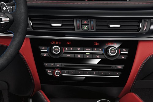 Front AC Controls of BMW X5 M