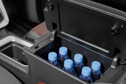 Innova Hycross Front Center Divider