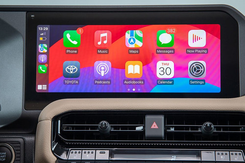 Stereo View of Land Cruiser Prado