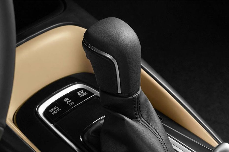 Toyota Corolla Hybrid Gear Shifter in UAE