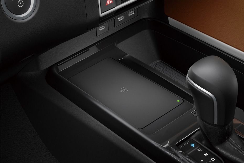 Power Accessories Outlet View of Toyota Camry in UAE