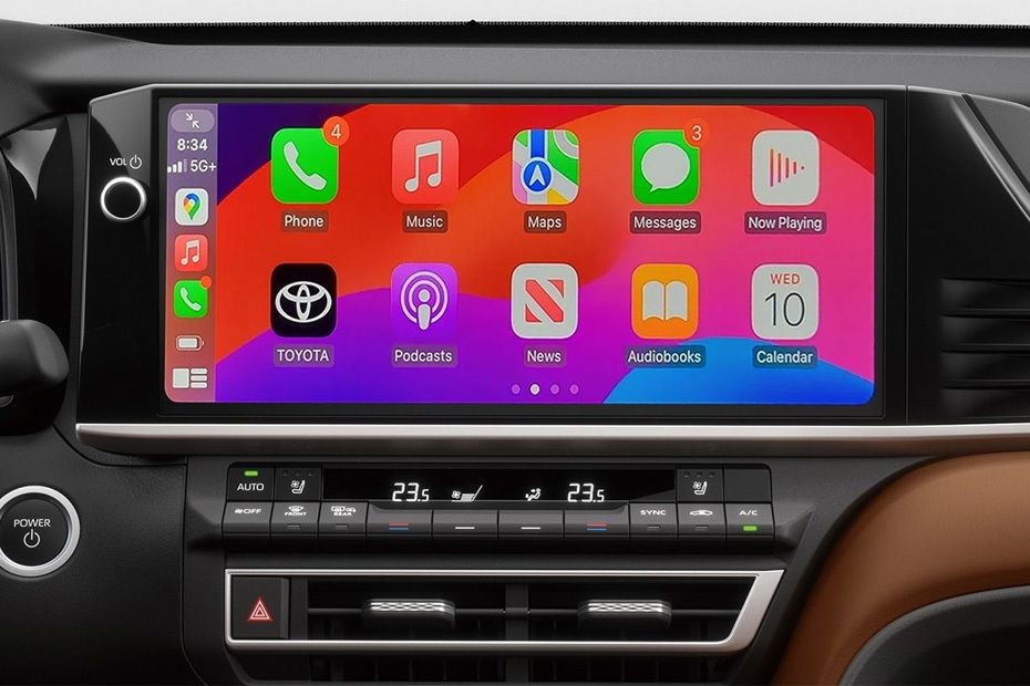 Stereo View of Camry in UAE