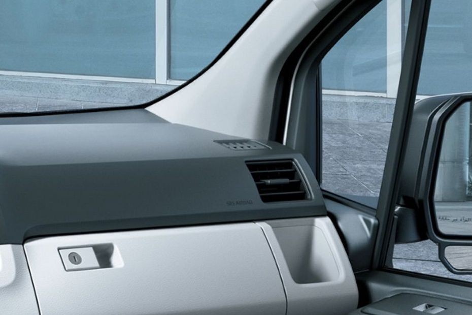 Hiace Front Side Ac Vents in UAE
