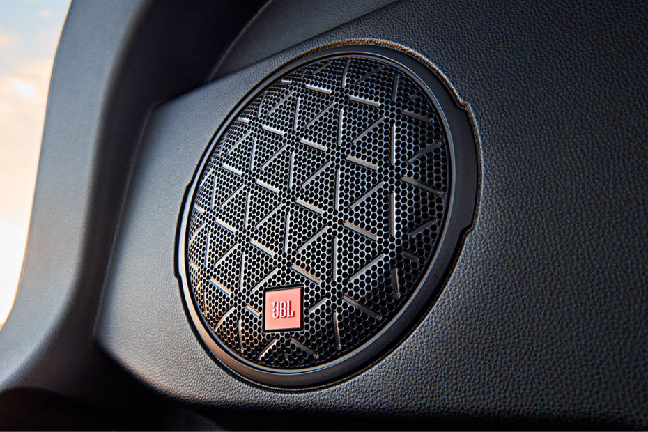 Speakers View of Toyota RAV 4 2026 Speakers View of Toyota RAV 4 2026