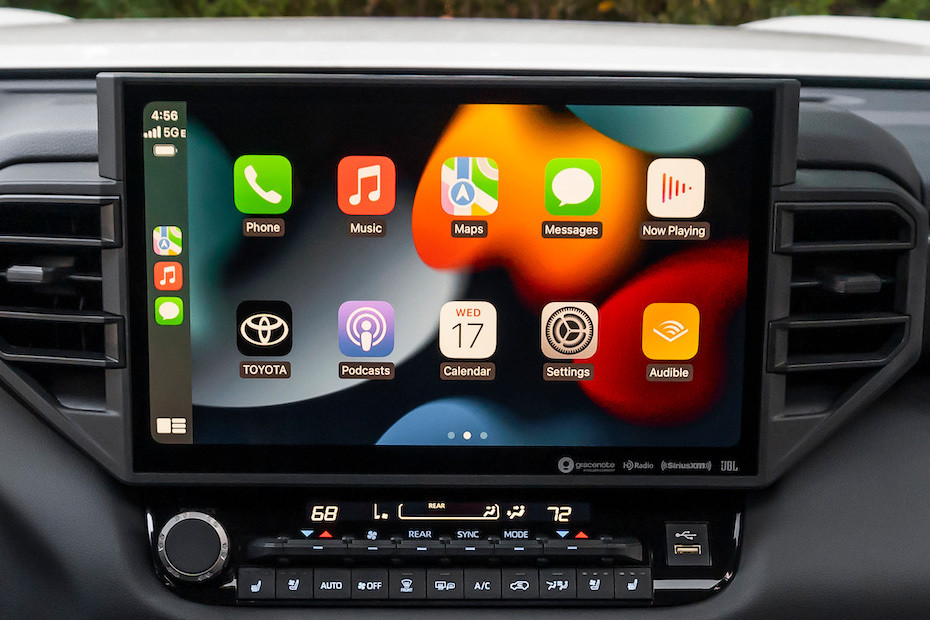 Stereo View of Sequoia in UAE