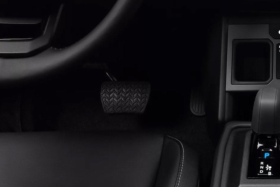 Hilux BEV Richbrook Competition Foot Pedal Set